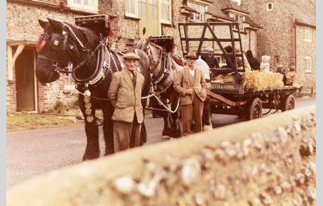 Horses & Wagon on Upper Street 1960